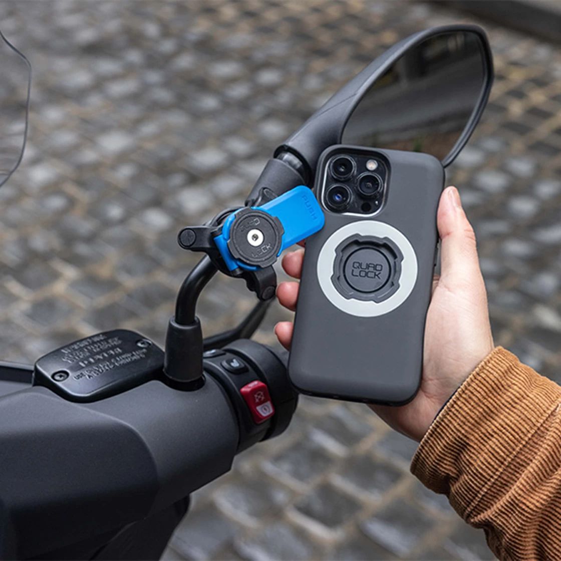 Quad Lock® Smartphonehållare för Backspegelsarm och Crossbar